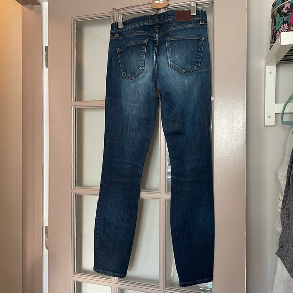 10" High-Rise Skinny Jeans in Danny Wash: TENCEL™ Denim Edition - Picture 7 of 7